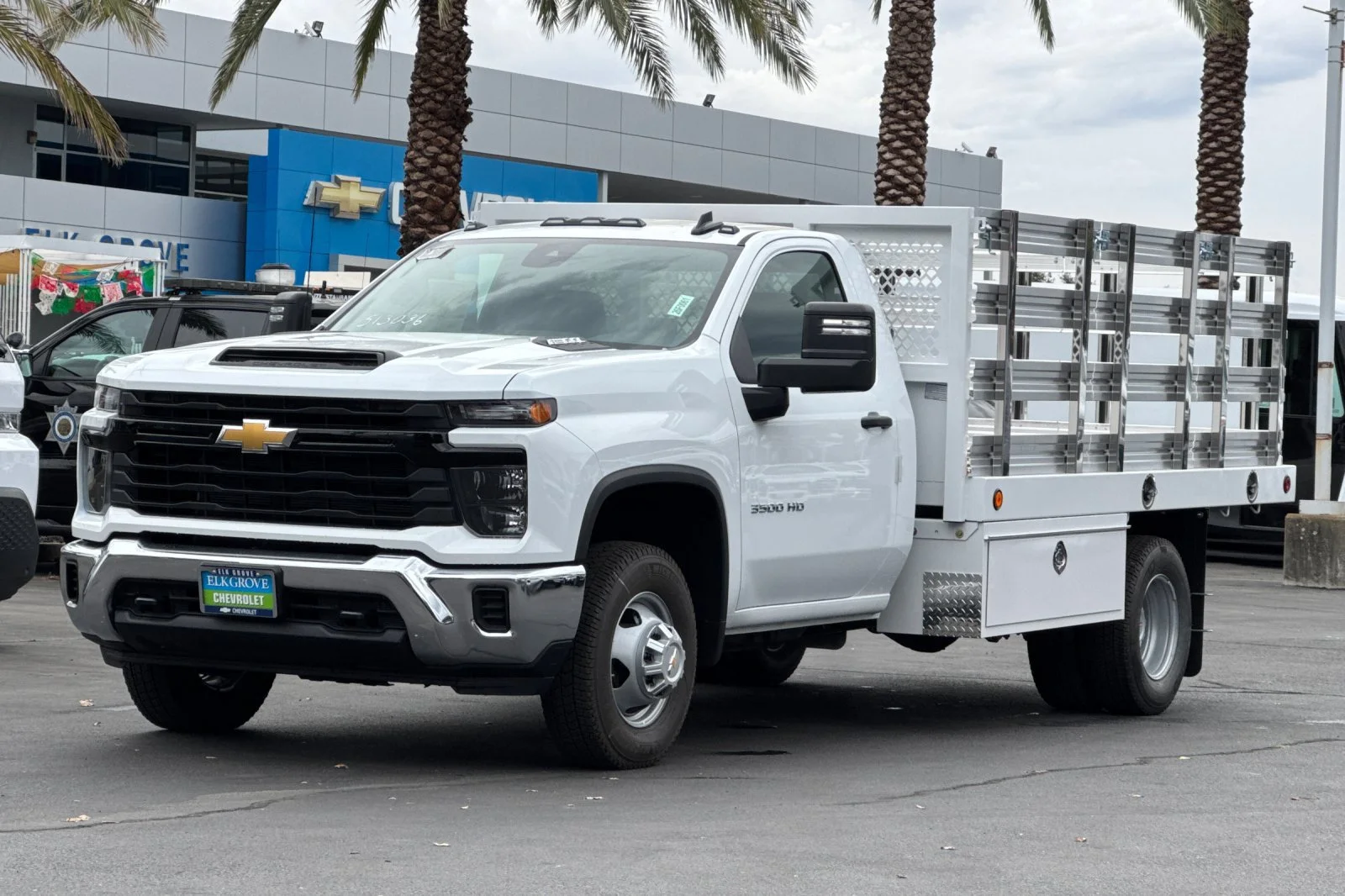 2026 Chevrolet Silverado 3500 HD Chassis Cab Work Truck view 7