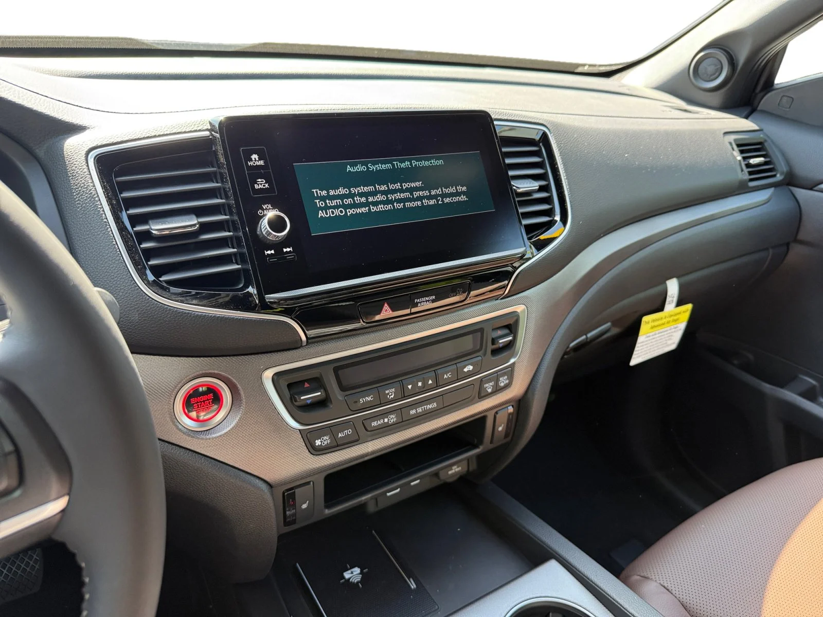 2025 Honda Ridgeline RTL - Photo 12