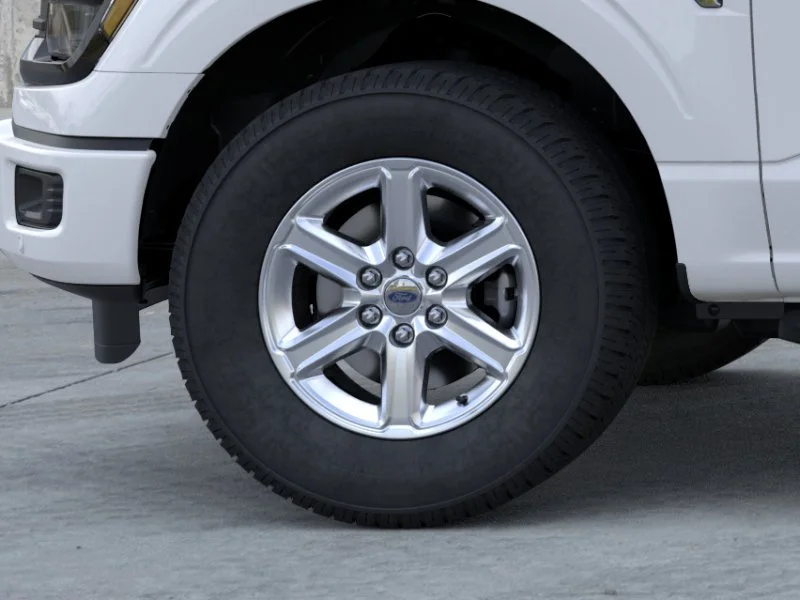 New 2026 Oxford White Ford XLT image 41