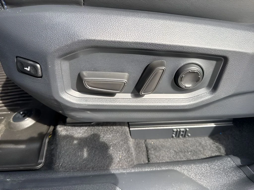 Used 2025 Black Toyota Platinum image 10