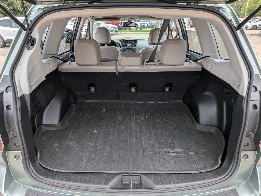 Used 2014 Green Subaru 2.5i Limited image 35