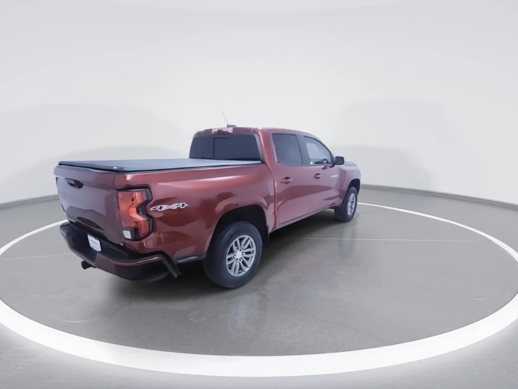 Used 2023 Red Chevrolet LT image 9
