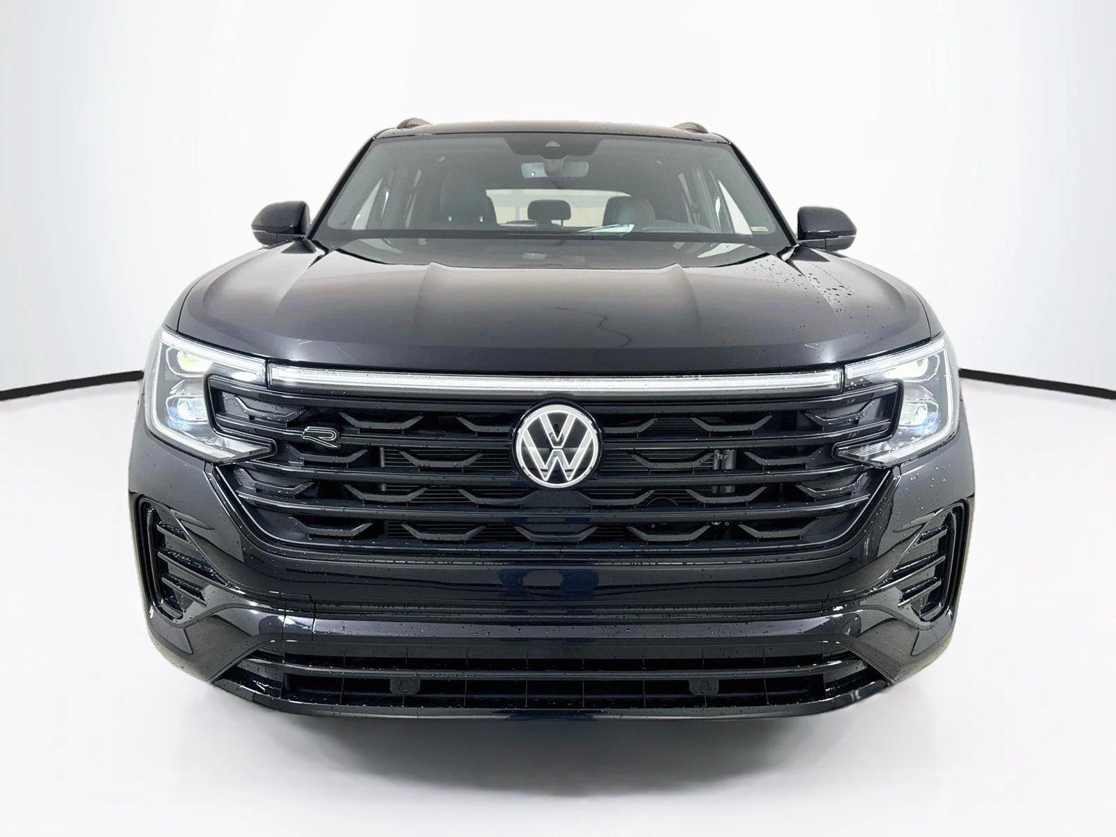 New 2026 Deep Black Pearl Volkswagen 2.0T SEL R-Line Black image 4