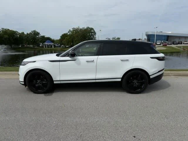 Used 2021 Fuji White Land Rover S image 2