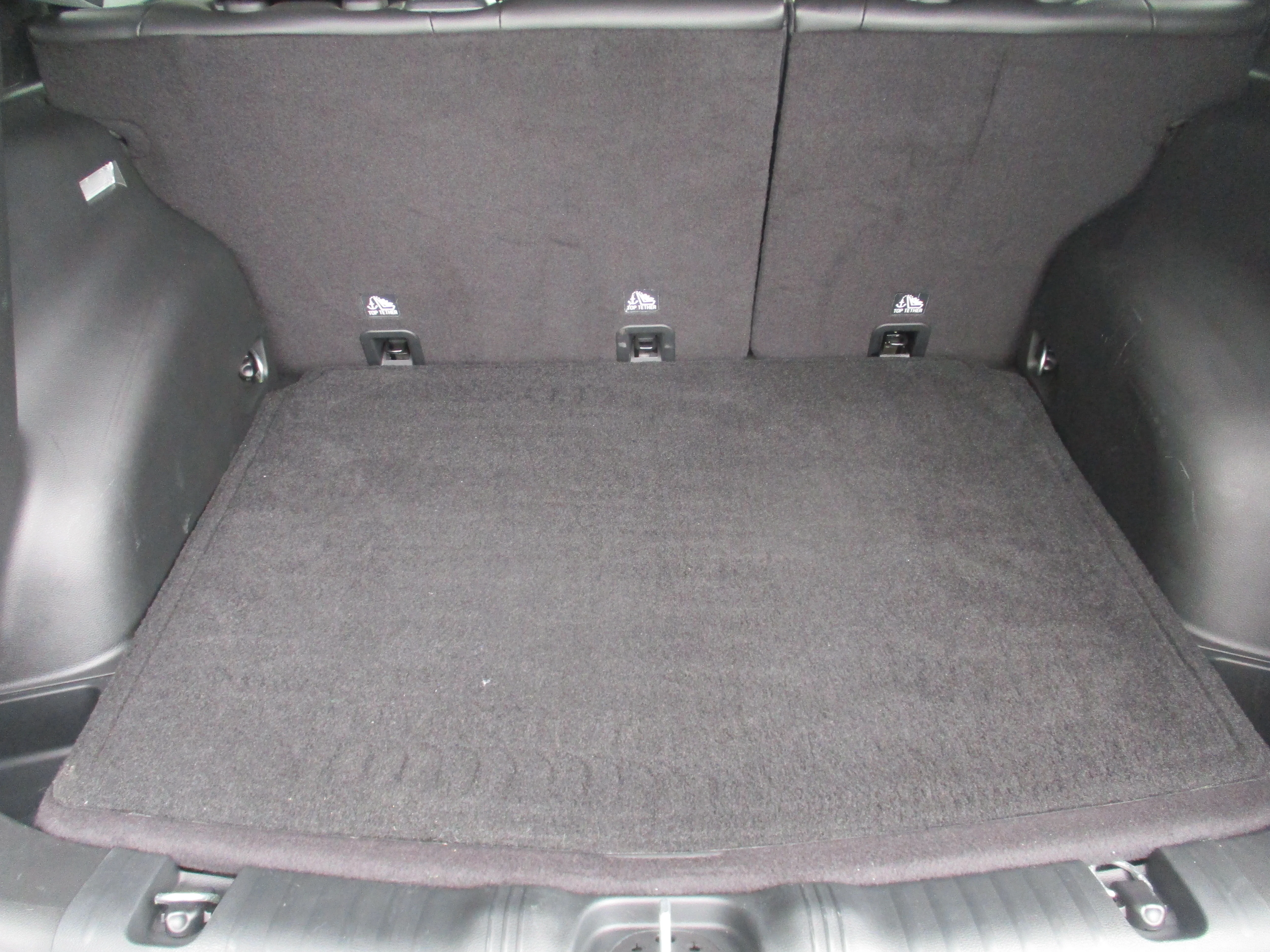 Used 2023 Granite Crystal Metallic Clearcoat Jeep Limited image 44
