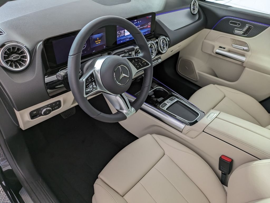New 2026 Night Black Mercedes-Benz GLA 250 image 8