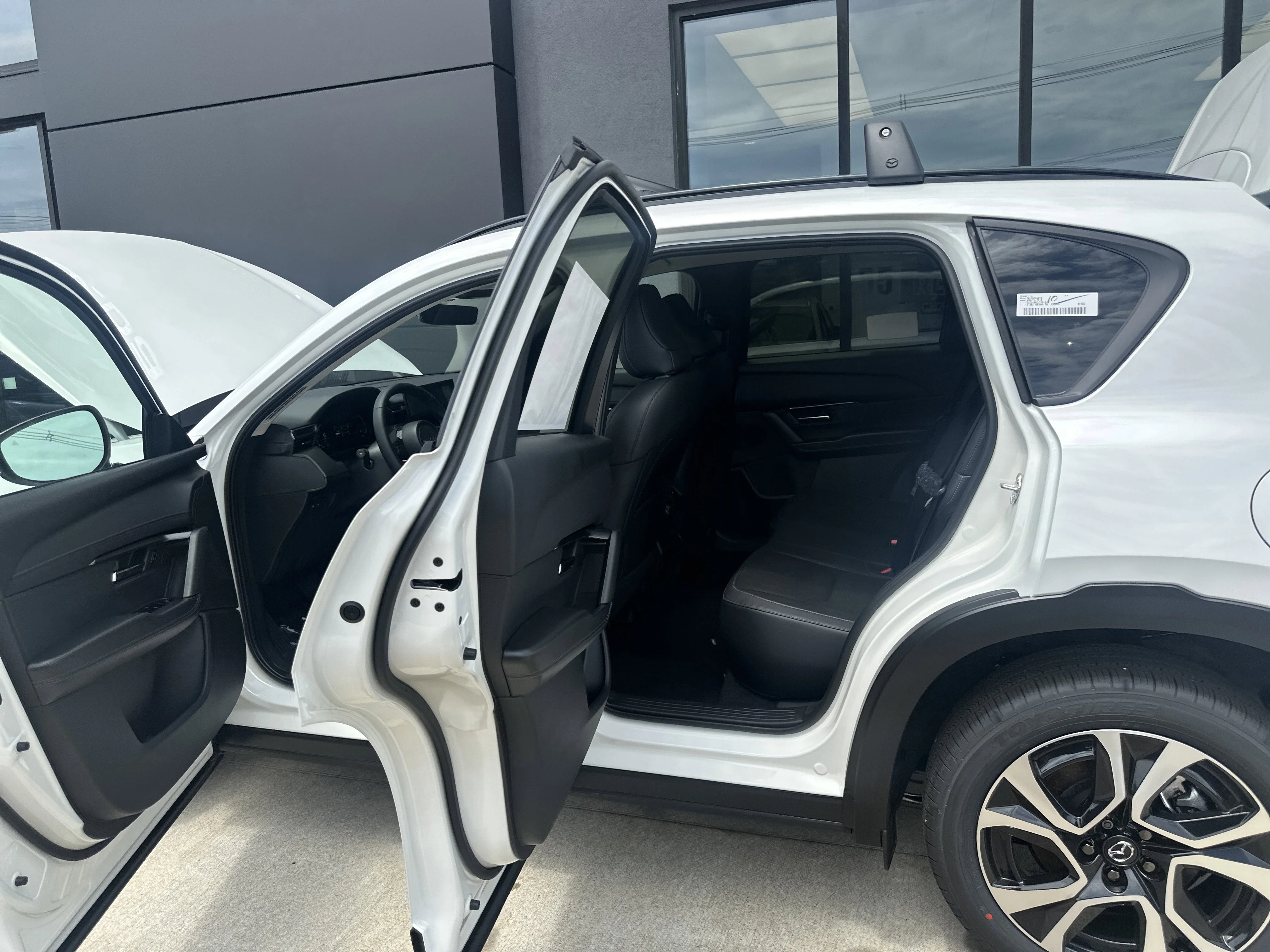 New 2026 Rhodium White Metallic Mazda 2.5 S Preferred AWD image 28