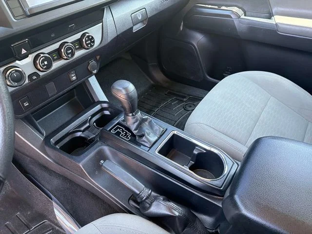 Used 2018 Gray Toyota SR image 25