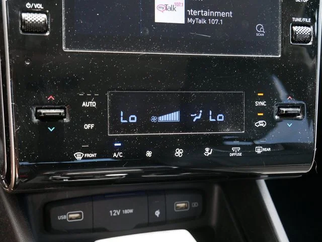 Used 2022 Quartz Hyundai SEL image 22