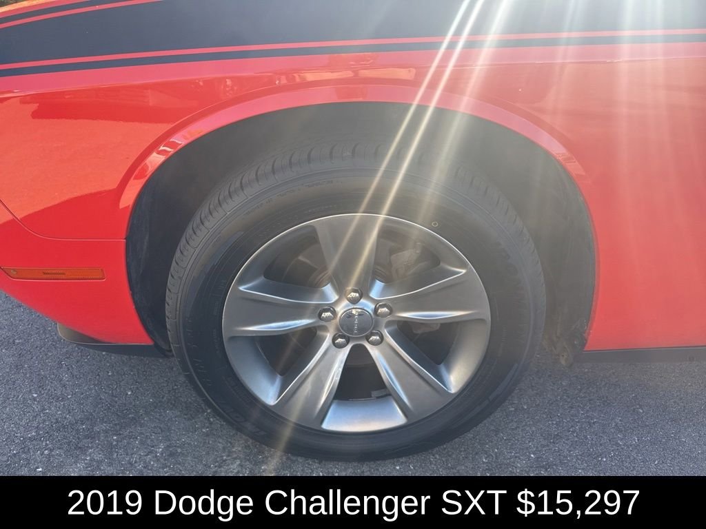 Used 2019 Go Mango! Dodge SXT image 9