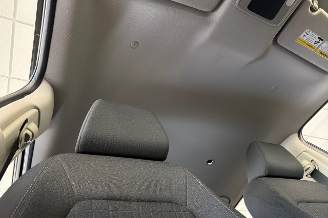 New 2027 Platinum White Pearl Honda LX image 15