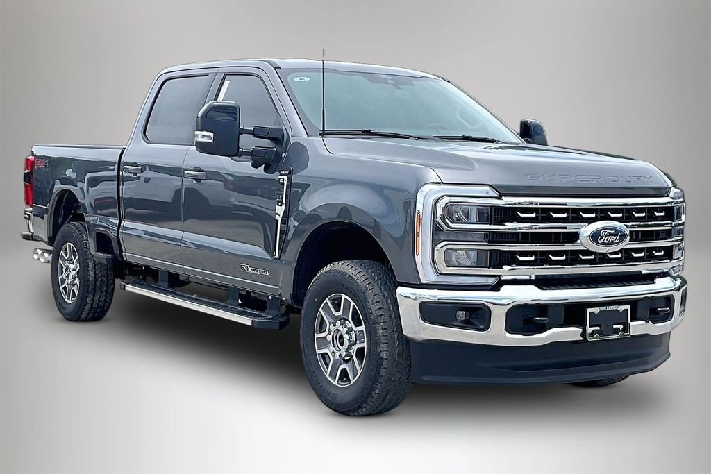 New 2026 Ford Super Duty F-250 Lariat 4D Crew Cab