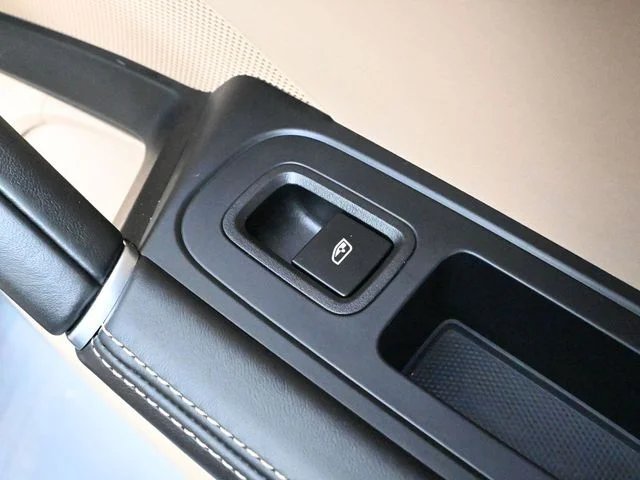 Used 2022 Blue Porsche Base image 42