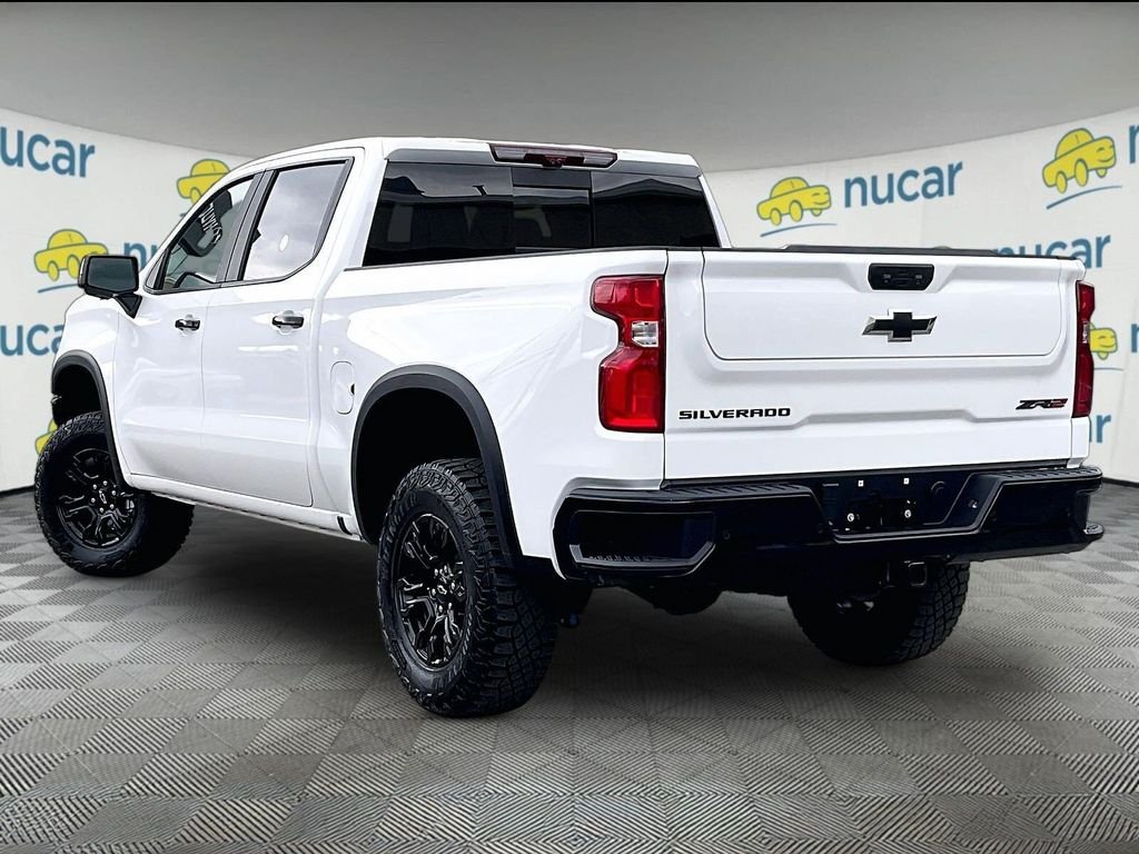 Used 2024 White Chevrolet ZR2 image 4