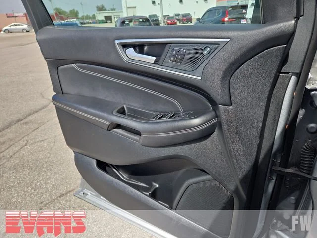 Used 2024 Silver Ford Titanium image 17