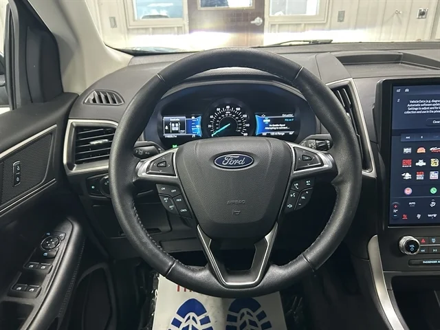 Used 2024 Green FORD SEL image 25