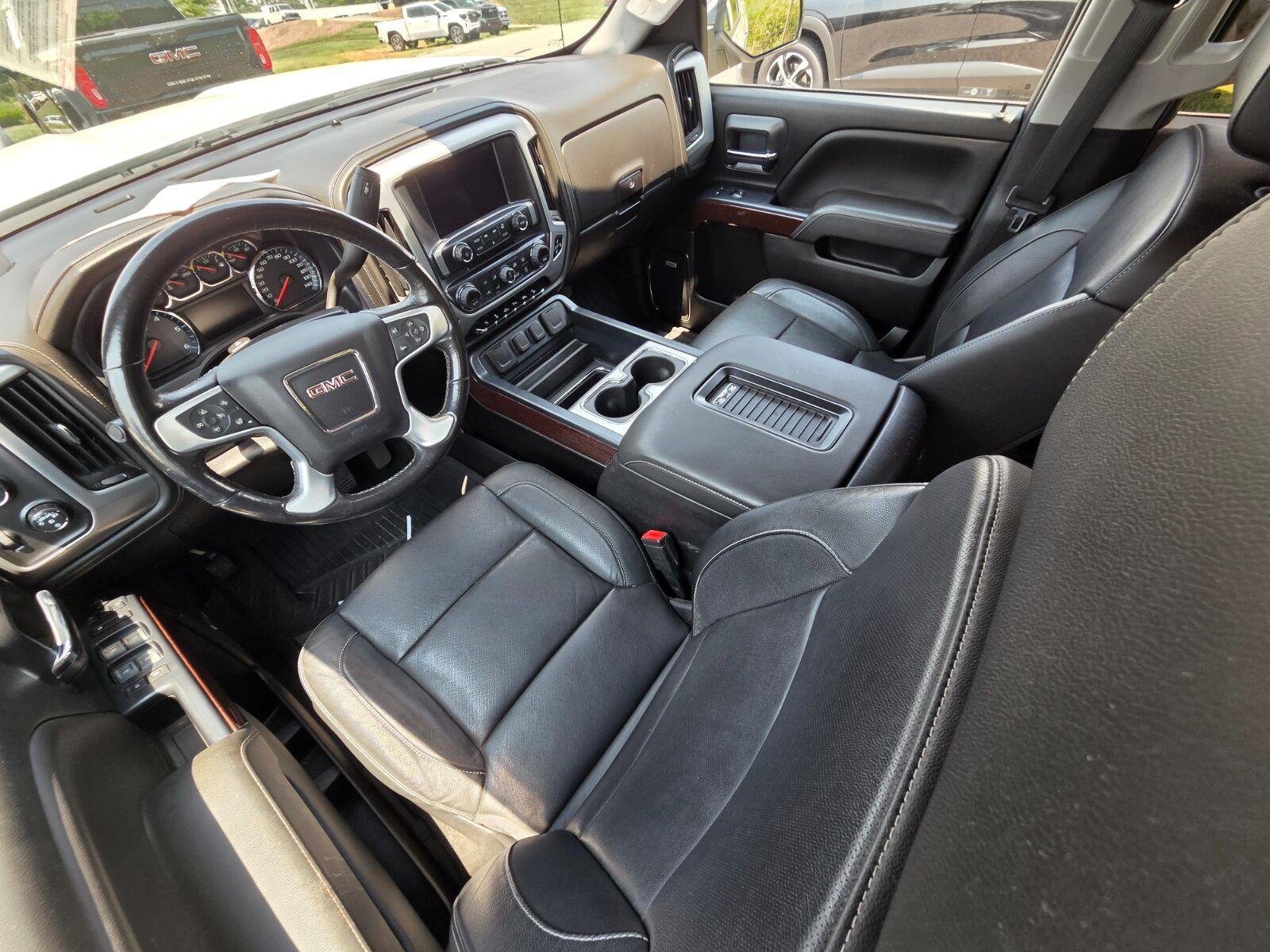 Used 2018 SUMMIT WHITE GMC SLT image 11