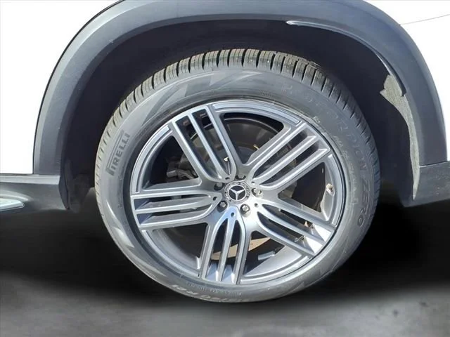 Used 2022  Mercedes-Benz GLS 450 image 29