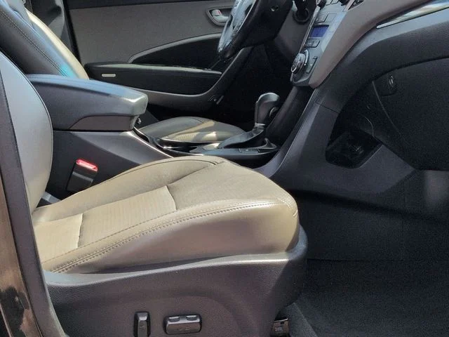 Used 2014 Black Hyundai Base image 27