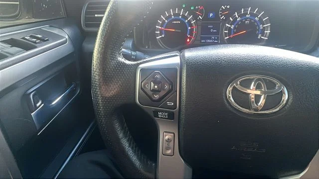 Used 2017 White Toyota SR5 image 24
