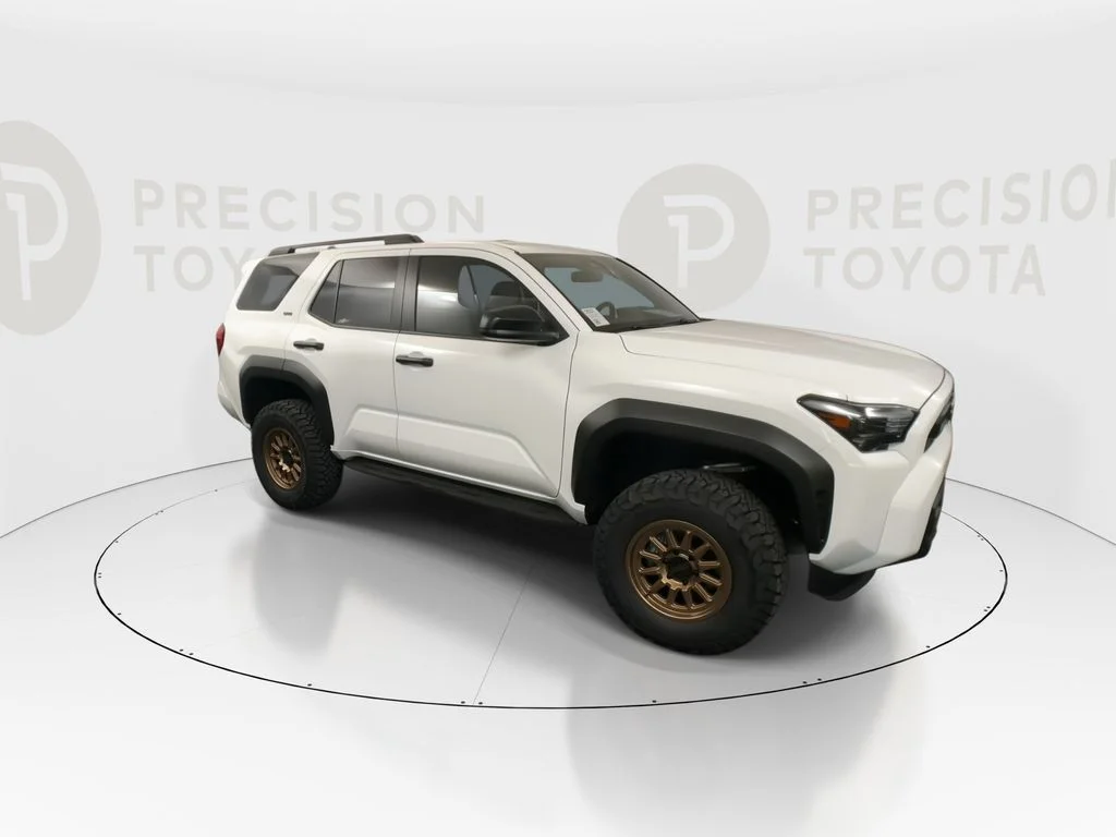 New 2026 Ice Cap Toyota SR5 image 2