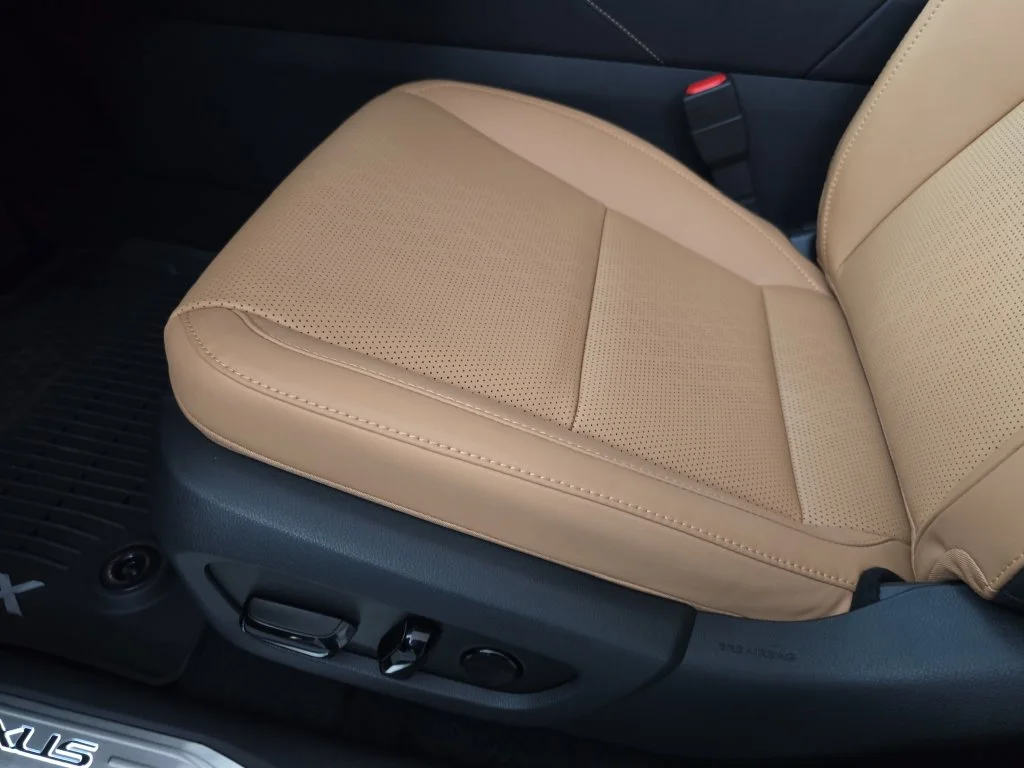New 2026 Eminent White Pearl Lexus PREMIUM PLUS image 27