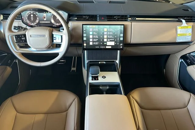 New 2026 Charente Grey Land Rover SE image 12