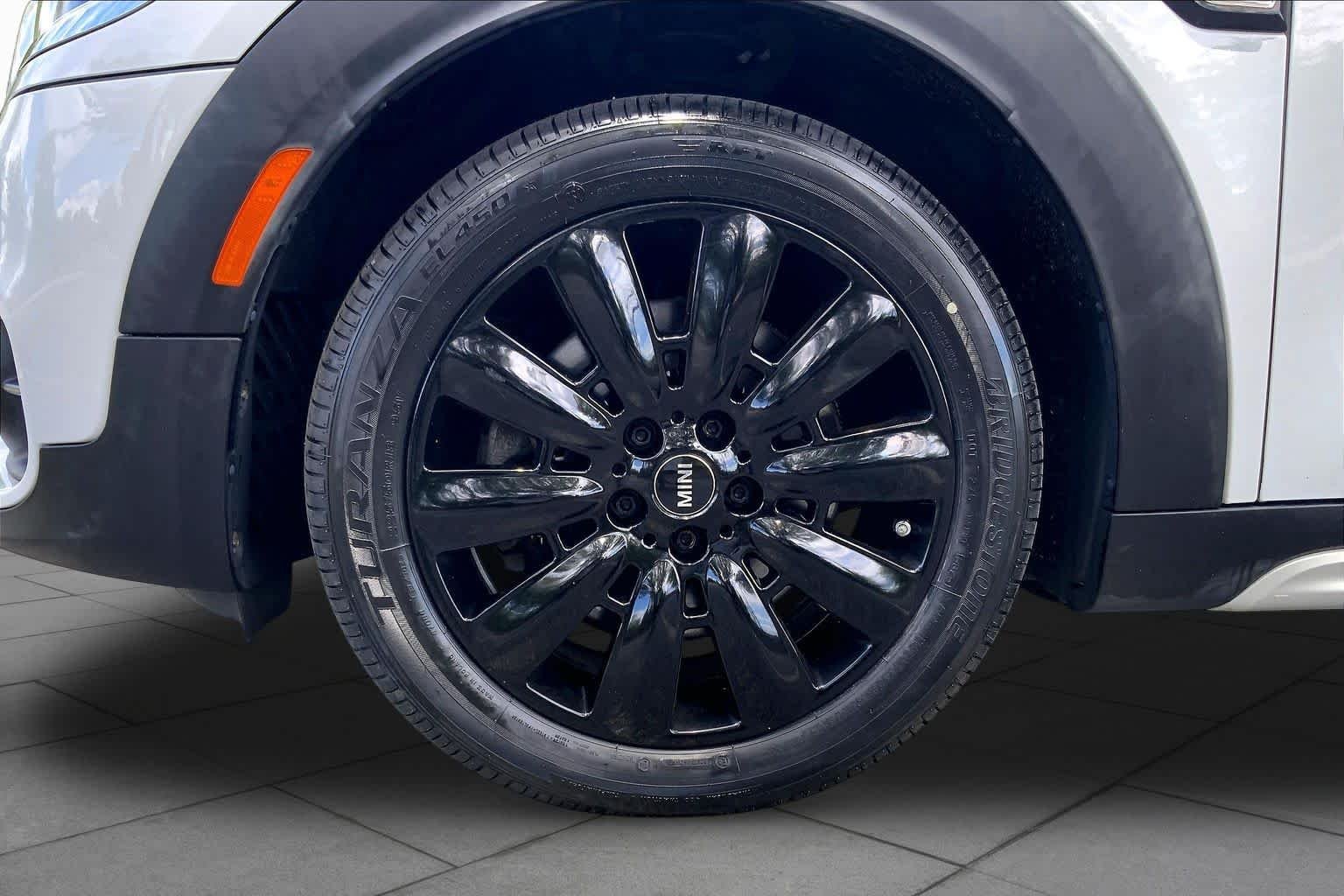 Used 2020 Light White MINI Cooper S image 10