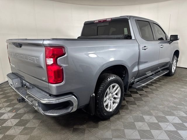 Used 2020 Gray Chevrolet LT image 3
