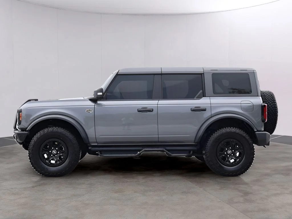 Used 2024 Carbonized Gray Metallic Ford Wildtrak image 4