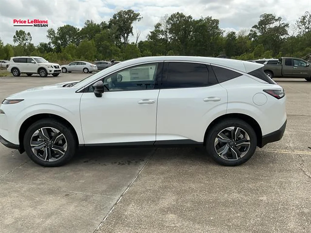 New 2026 Everest White Pearl Nissan SL image 6