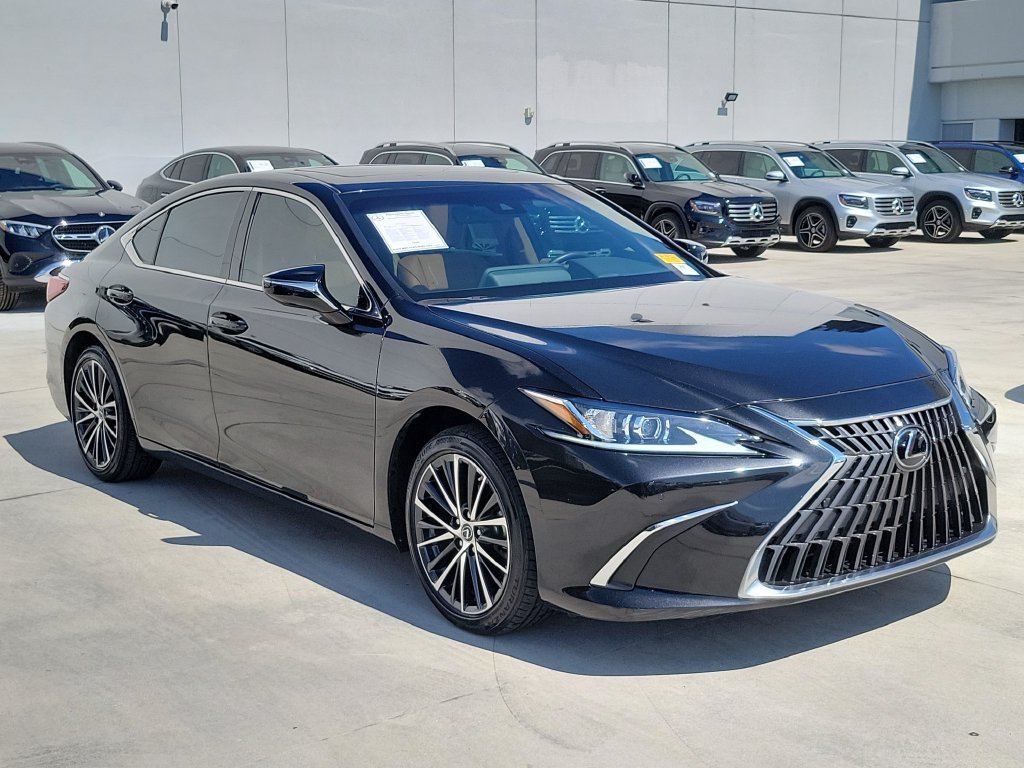 2024 Lexus ES
