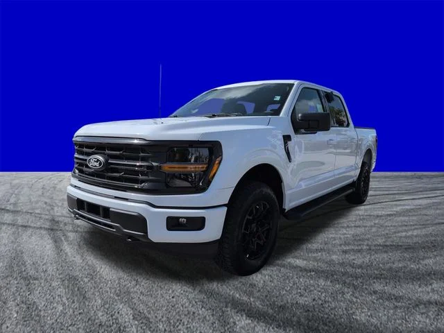 New 2026 Oxford White Ford XLT image 8