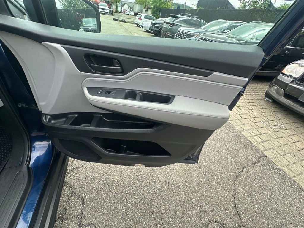 Used 2018  Honda EX image 34