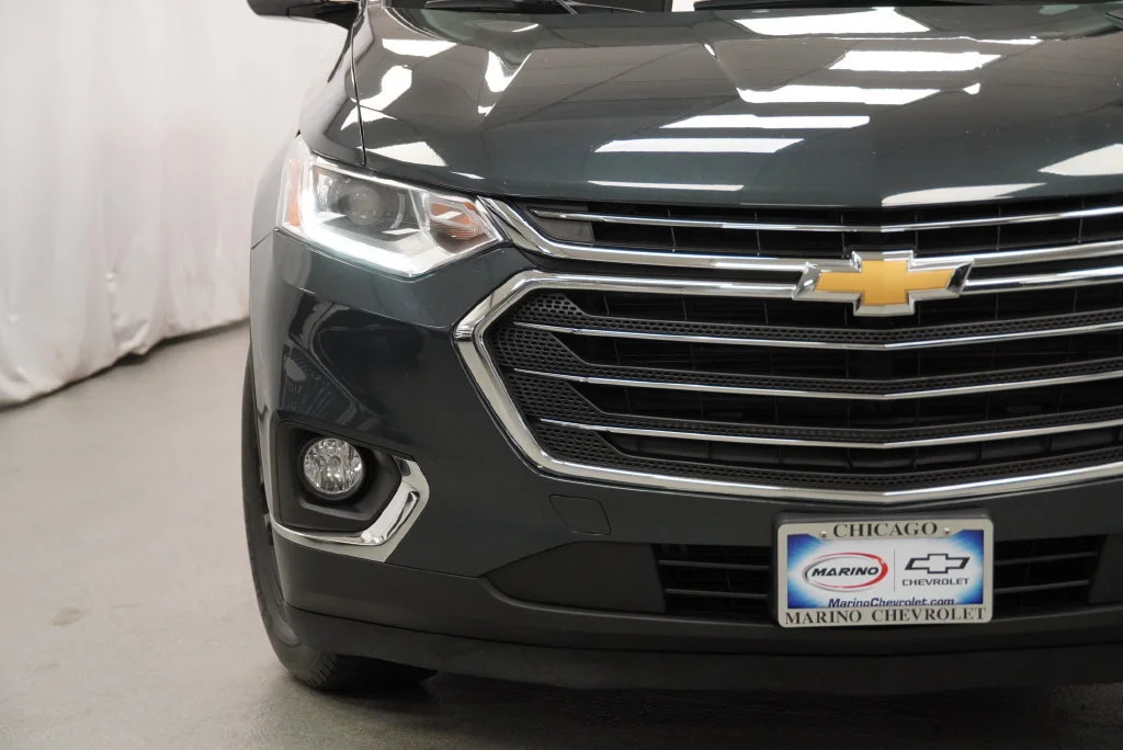 Certified Used 2018 GRAPHITE METALLIC Chevrolet LT Cloth image 12