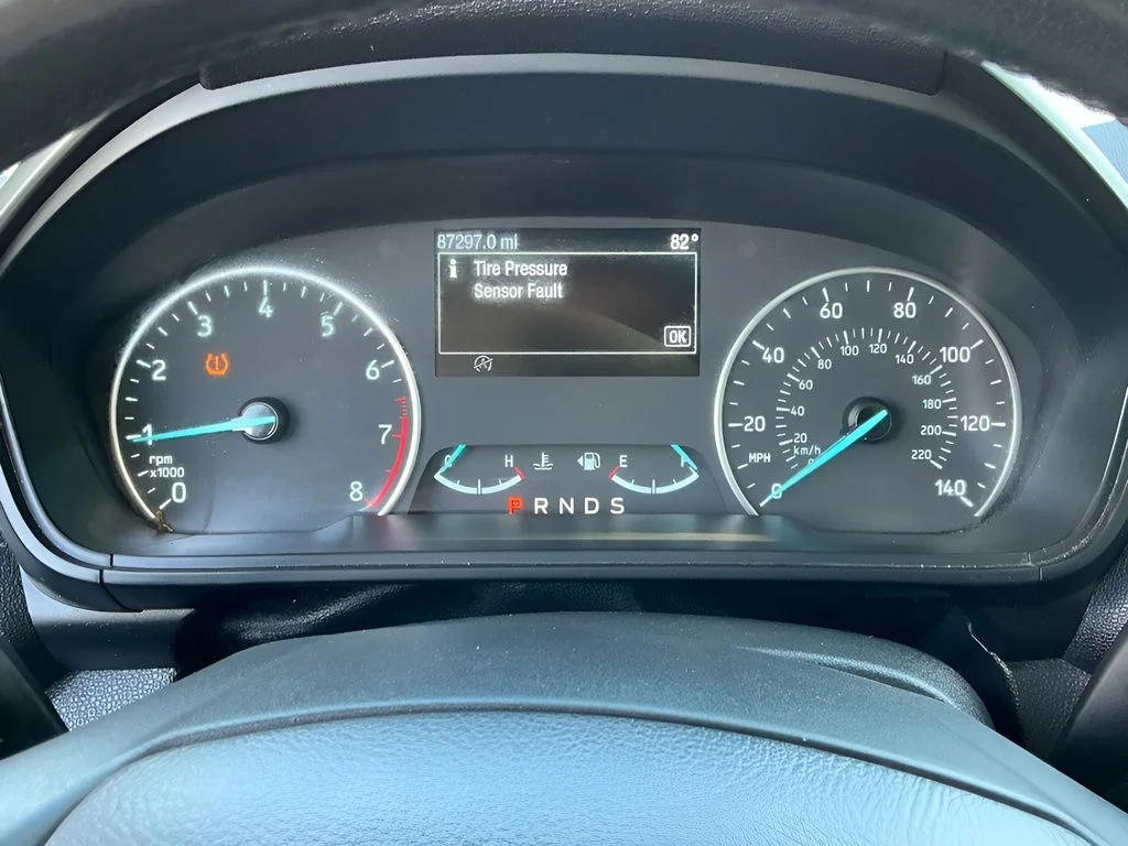 Used 2018 Silver Ford Titanium image 21