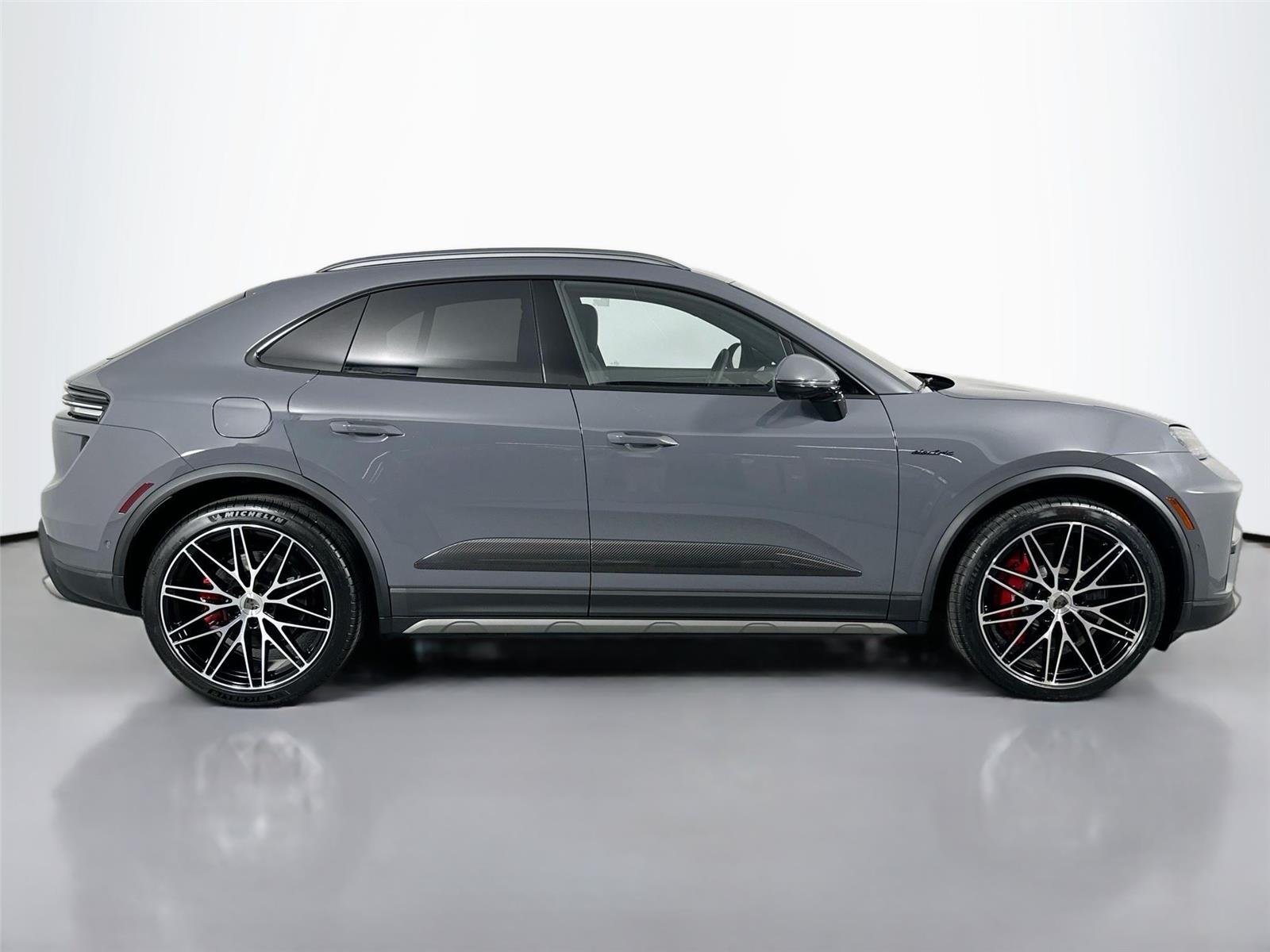 New 2025 Slate Grey Neo Porsche  image 8