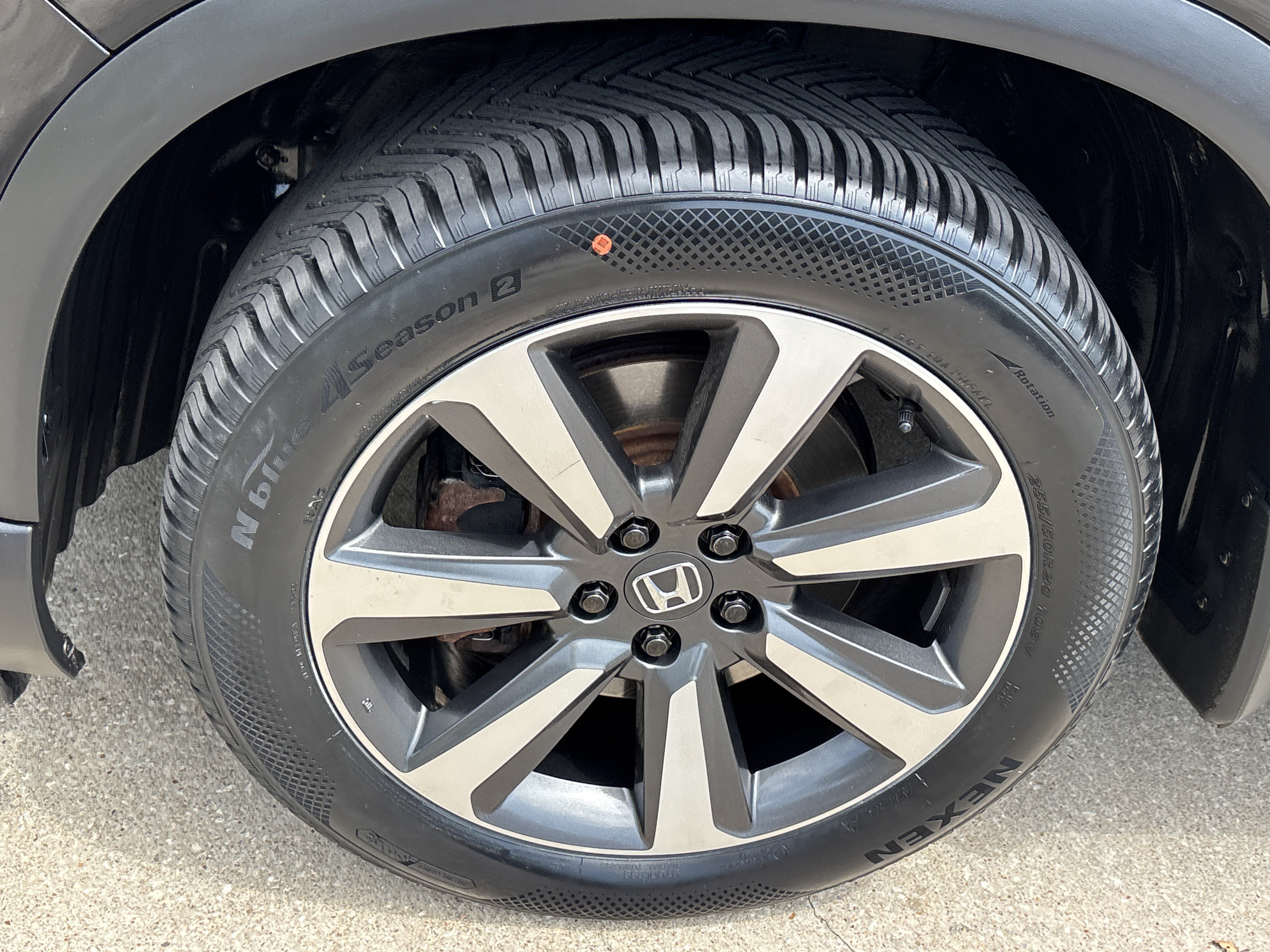 Used 2024 Crystal Black Pearl Honda Touring image 13