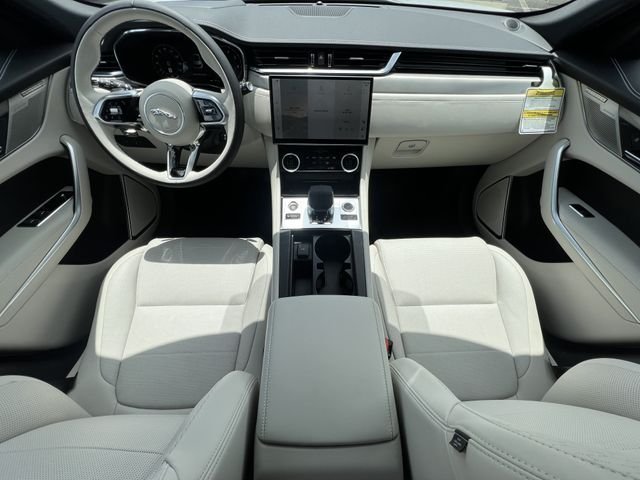 2026 Jaguar F-Pace R-Dynamic S - Photo 14