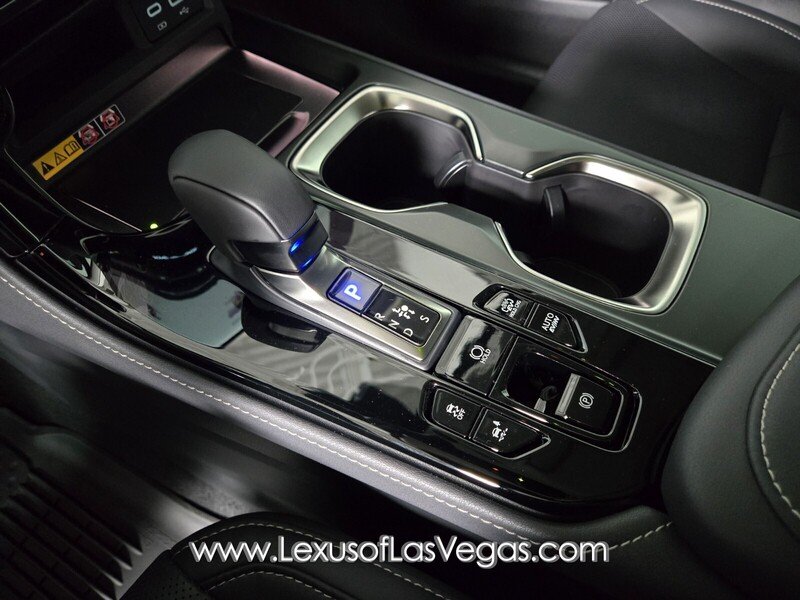 2026 Lexus NX 450h+ Luxury - Photo 18