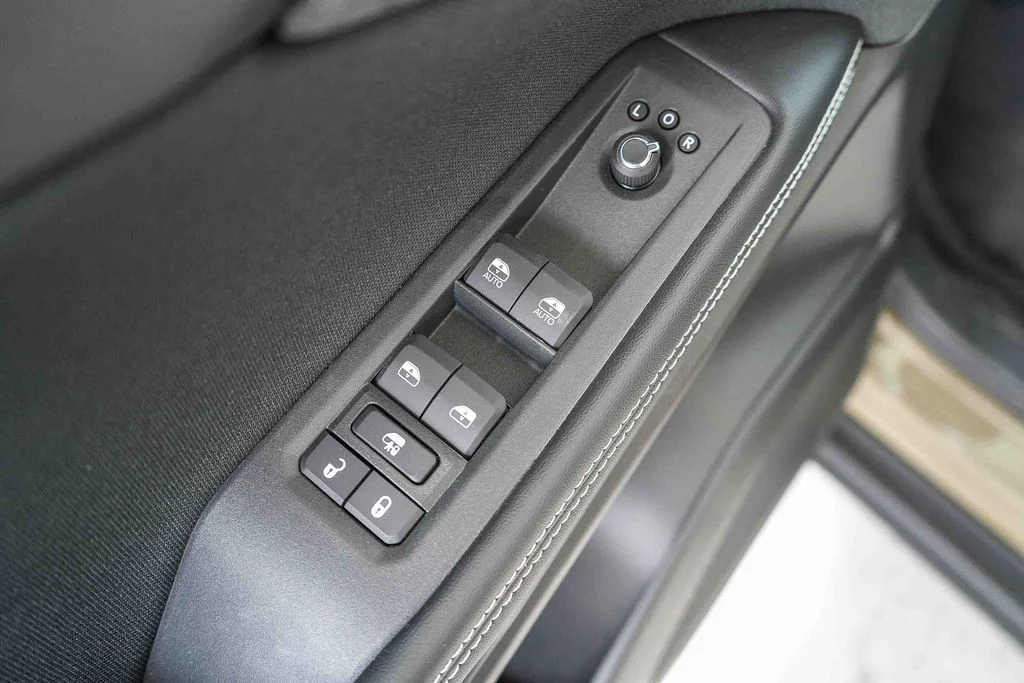 New 2026 41 Jeep Laredo image 19