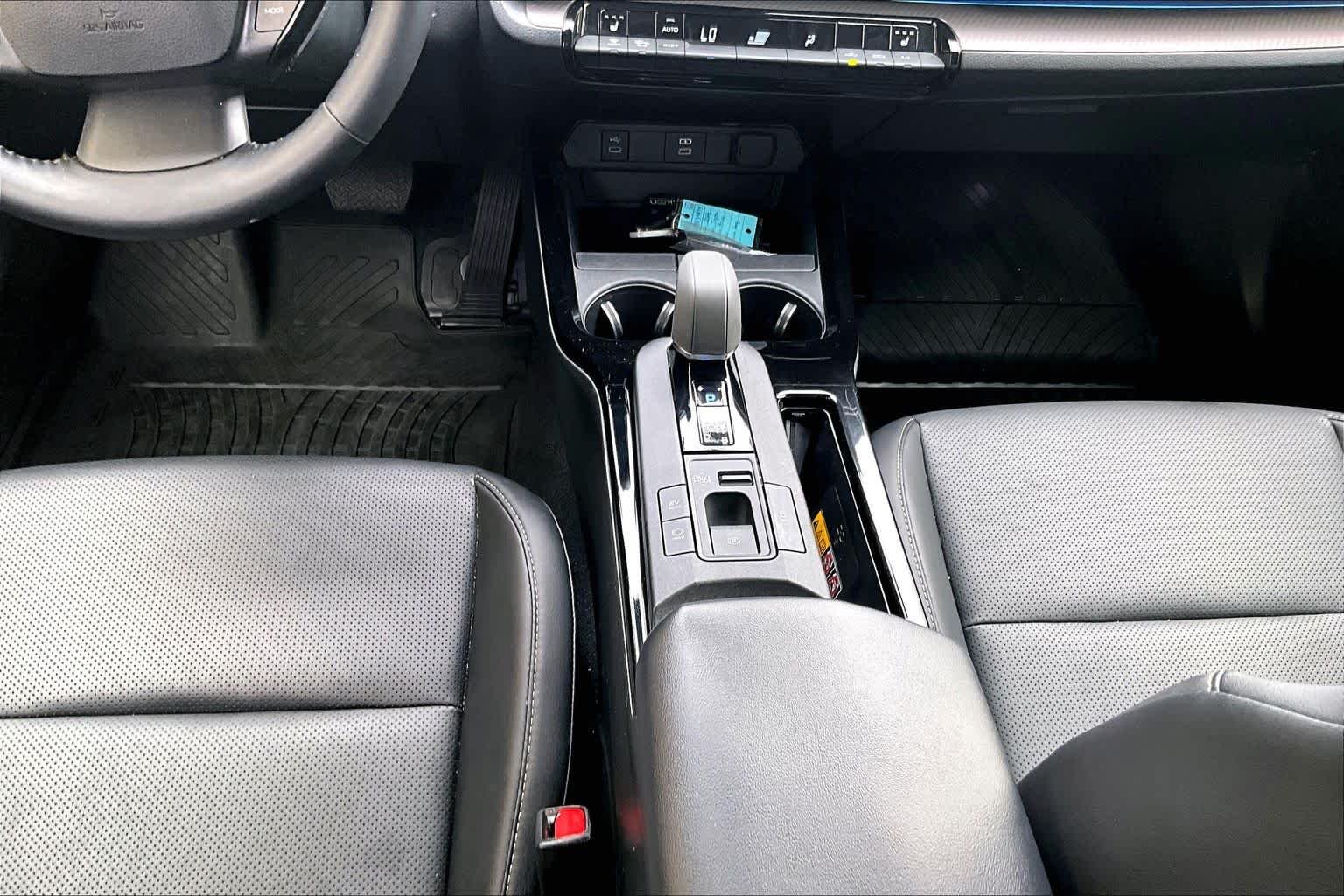 Used 2024 Guardian Gray Toyota XLE image 17