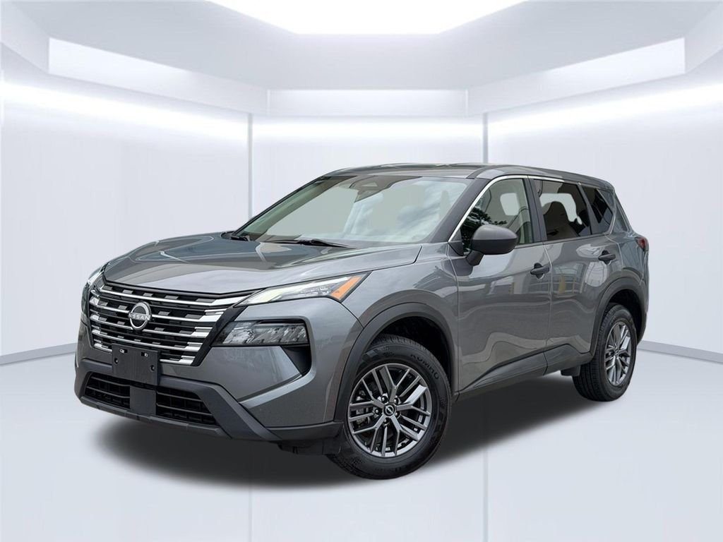 Used 2024 Gray Nissan S image 1