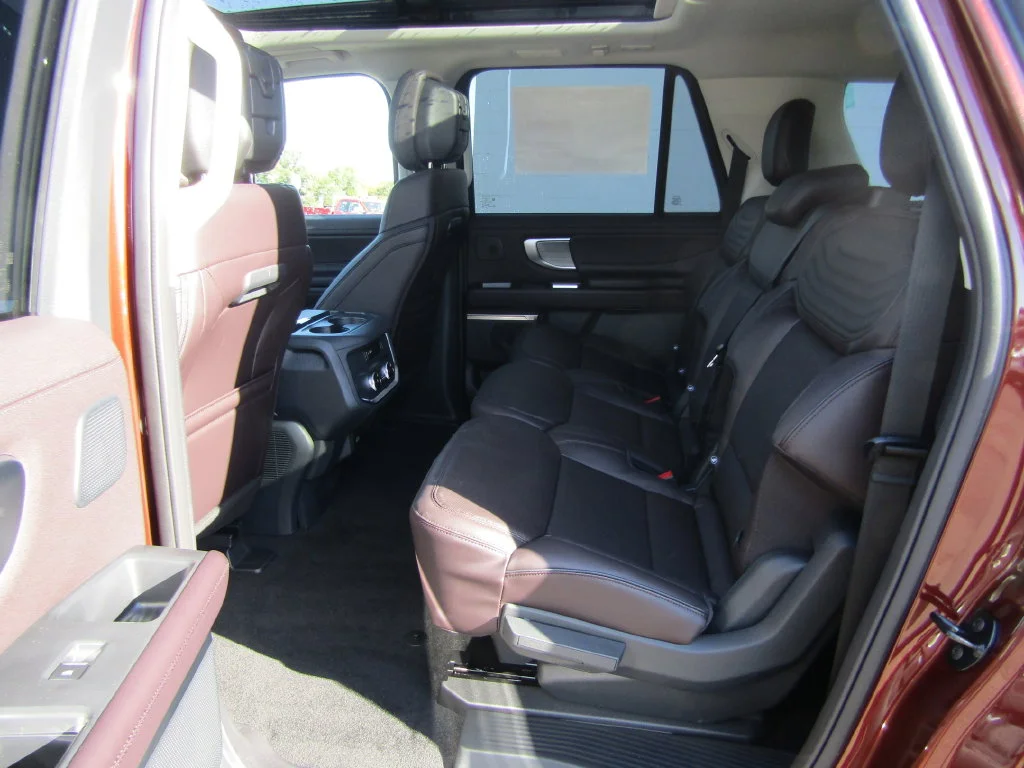 New 2027 Bronze Fire Metallic Tinted Clearcoat Ford MAX Platinum image 37