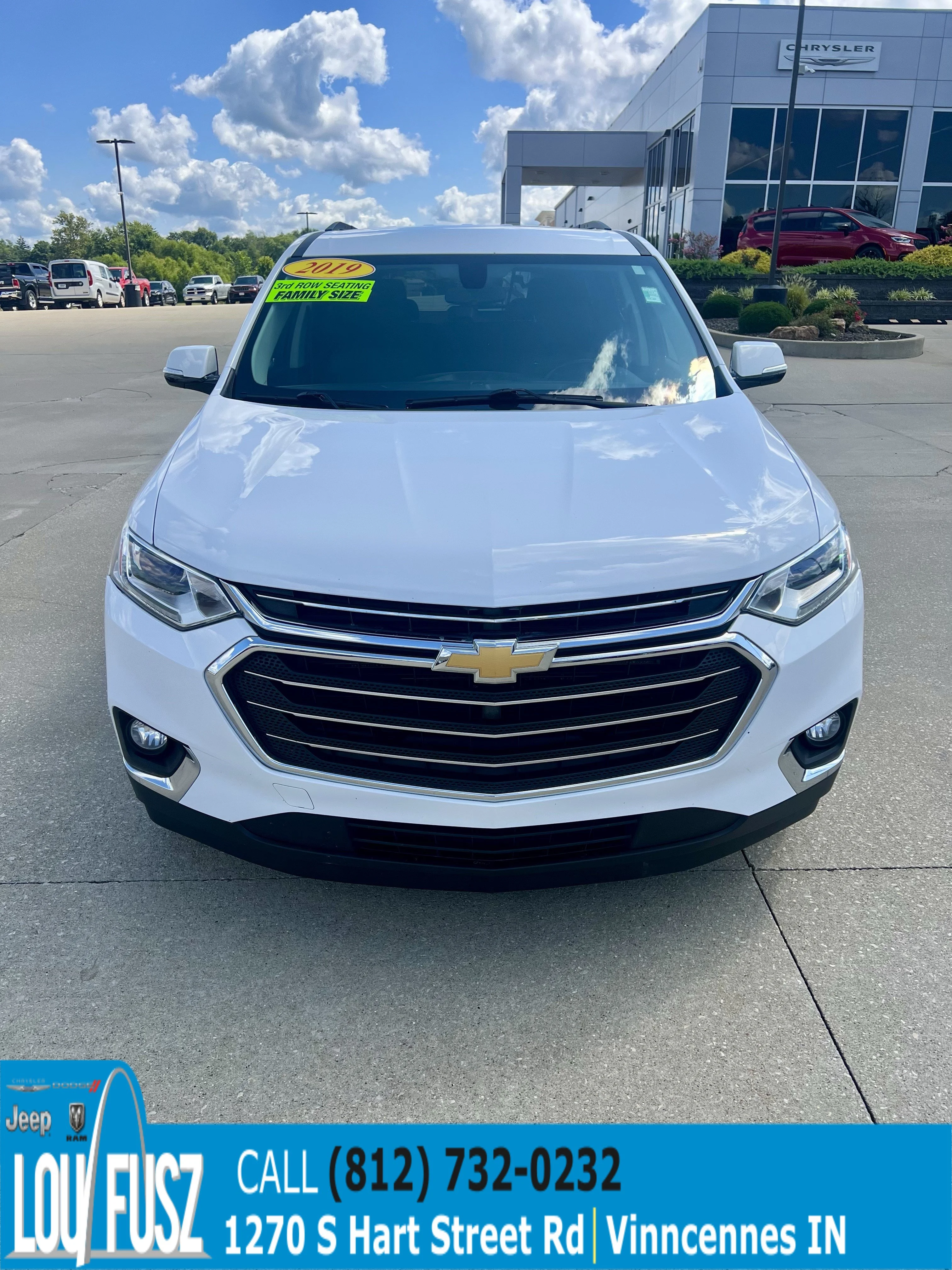 Used 2019 Chevrolet Traverse 1LT with VIN 1GNERGKW8KJ232873 for sale in Vincennes, IN