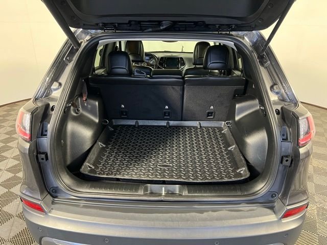 Certified Used 2019 Gray Jeep Limited image 16