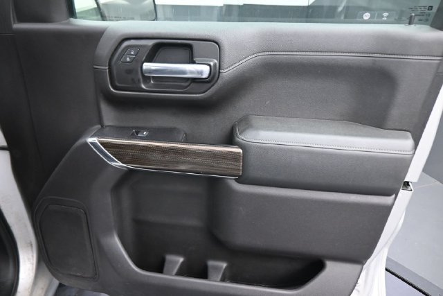 Used 2020 Silver Chevrolet LT image 13