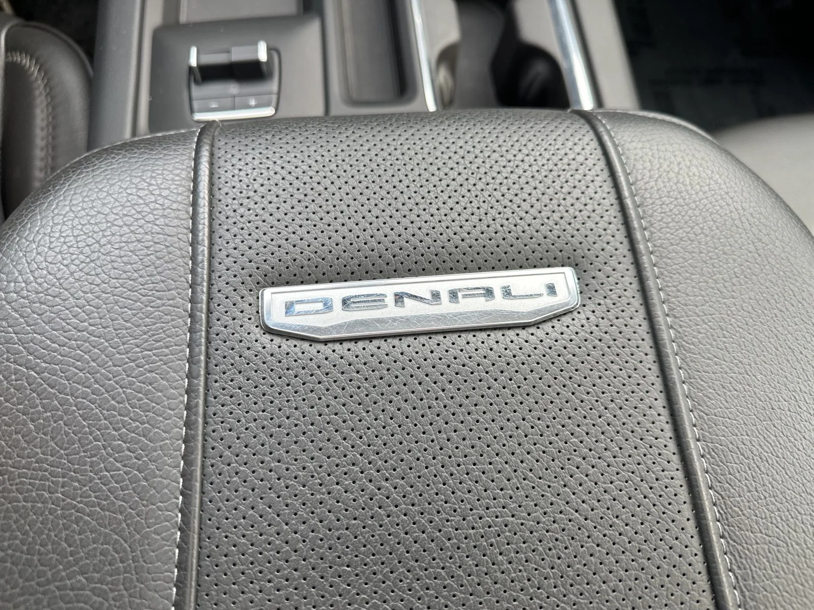 2024 GMC Sierra 2500HD Denali - Photo 81