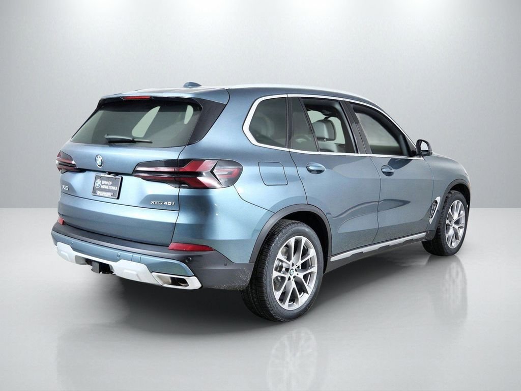Used 2026 Blue Ridge Mountain Metallic BMW xDrive40i image 10