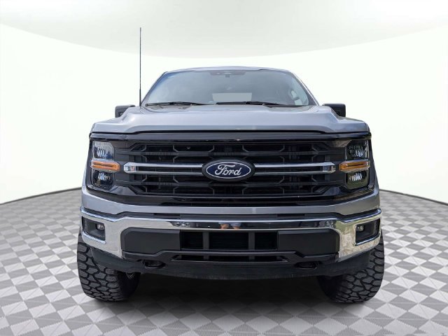 Used 2025 Silver Ford XLT image 9